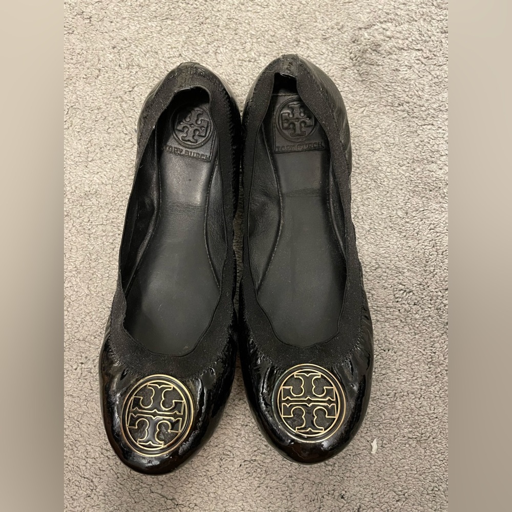 Tory Burch ballet flats in black and gold size 9.5